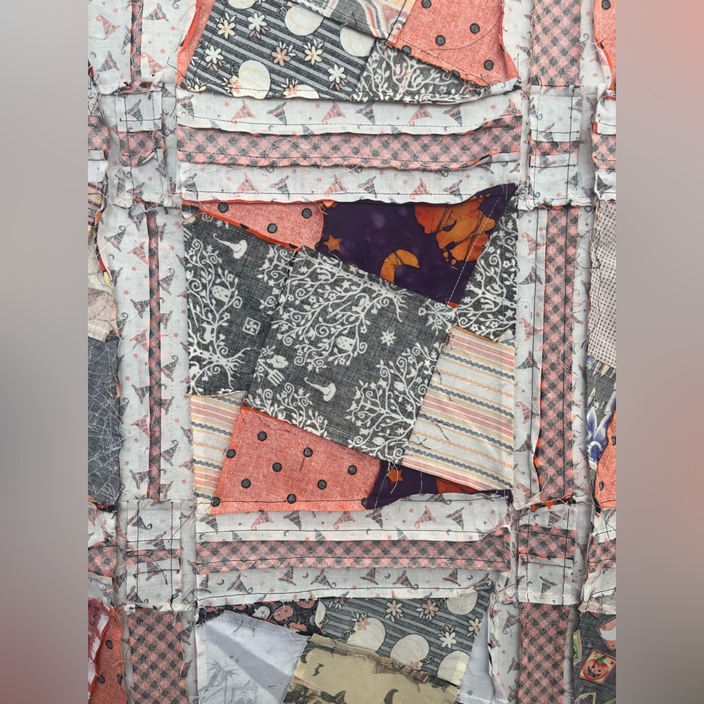 61x96 Halloween Themed in Square Quilt Patterned Fabric. - Picture 8 of 10